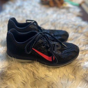 💥💥💥NIKE WOMEN'S SIZE 7.5 💥💥💥